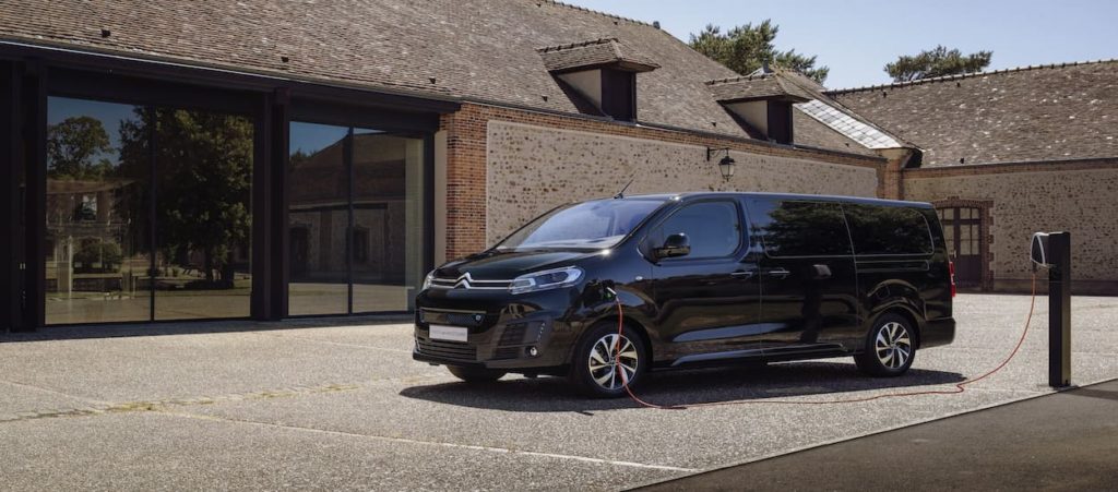 monospace voiture électrique spacieux modulable et économique Drôme Ardèche